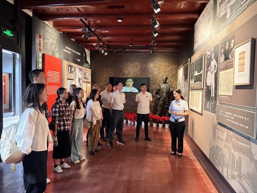 F29E4456B73AFB7C950E8DE594BF288B