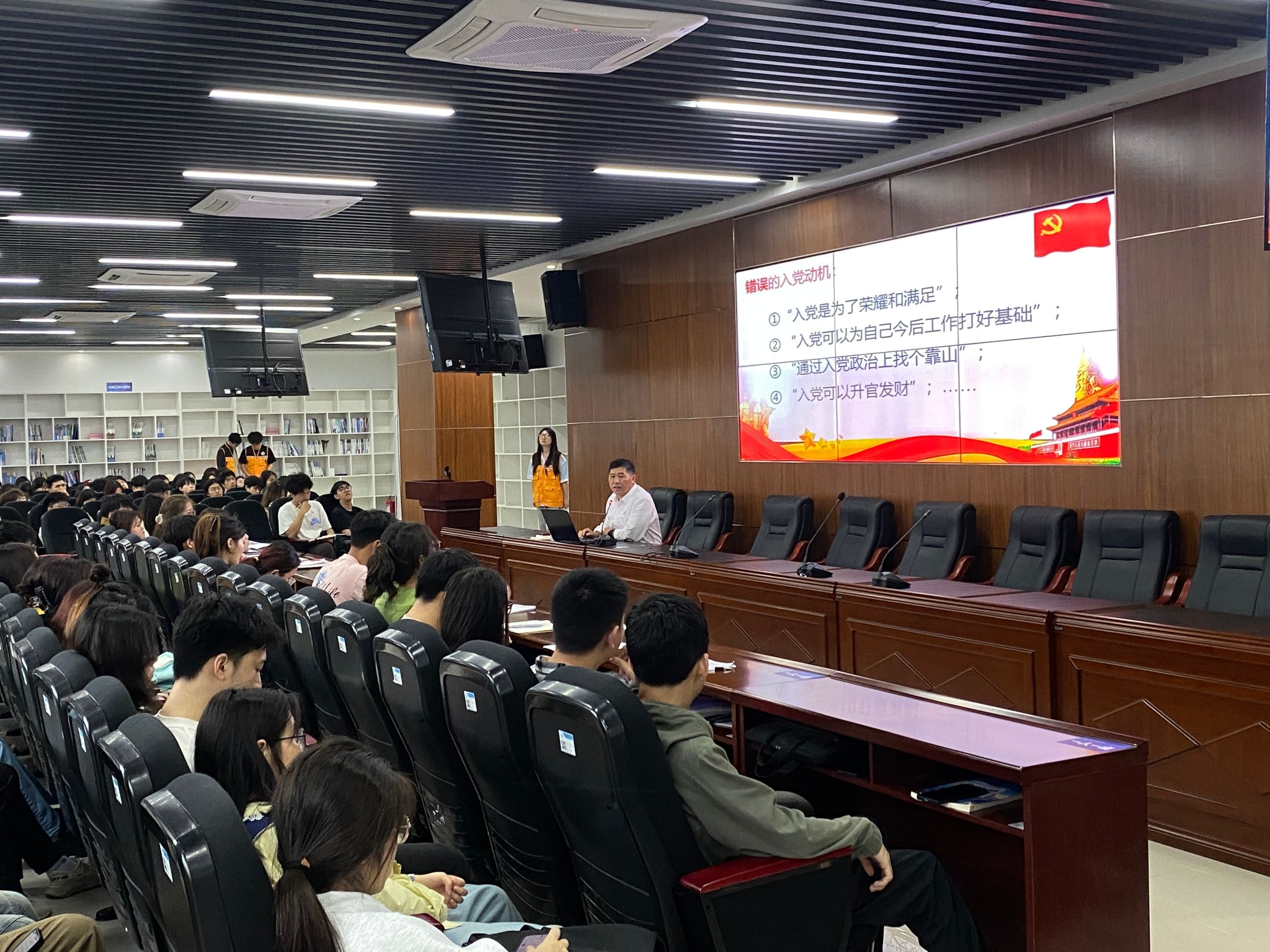 DDED27EE12AC262701FAFD59DCA92893